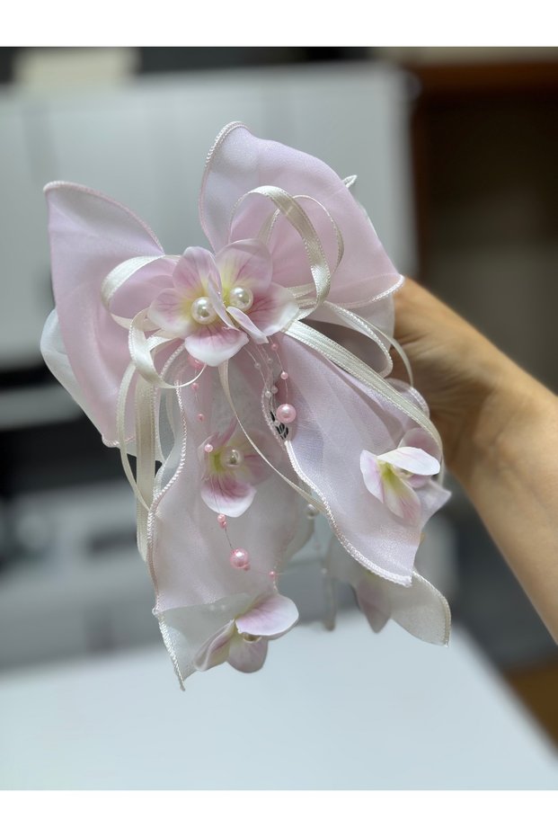 Pink Flower Detailed Buckle