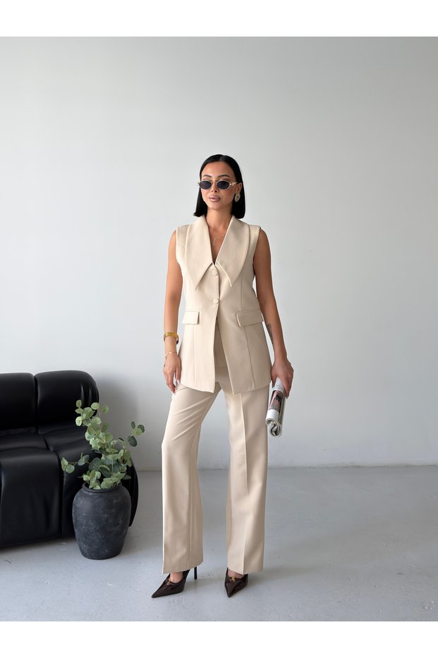 Women's Premium Wide Collar Vest and Trousers Set-Cream