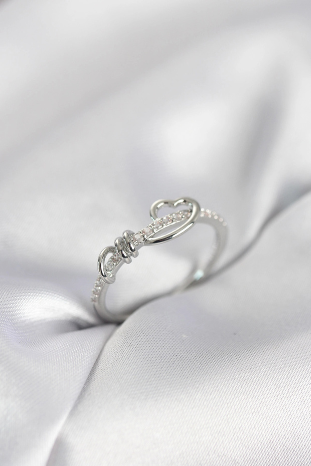 Spiral Heart Model Zircon Stone Silver Color Women's Ring