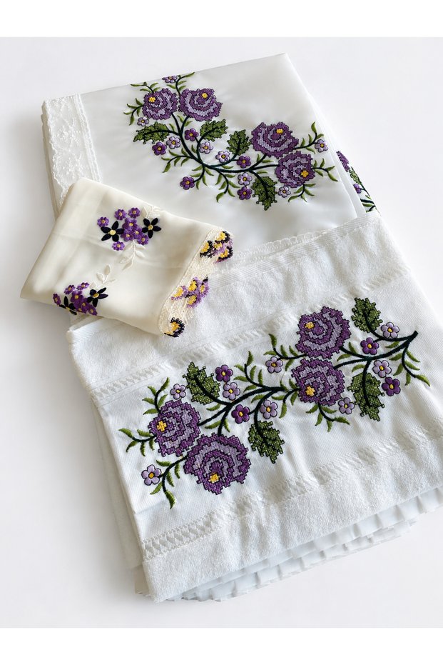 4 parça nakış işlemeli komple set