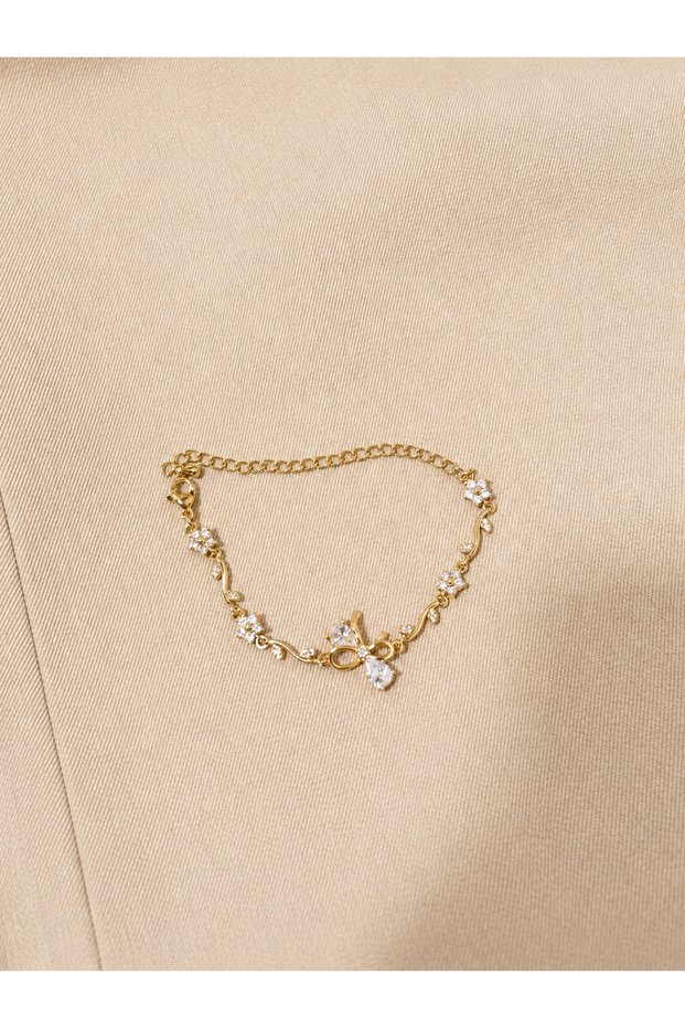 White Stone Tulip Bracelet with Ribbon Detail