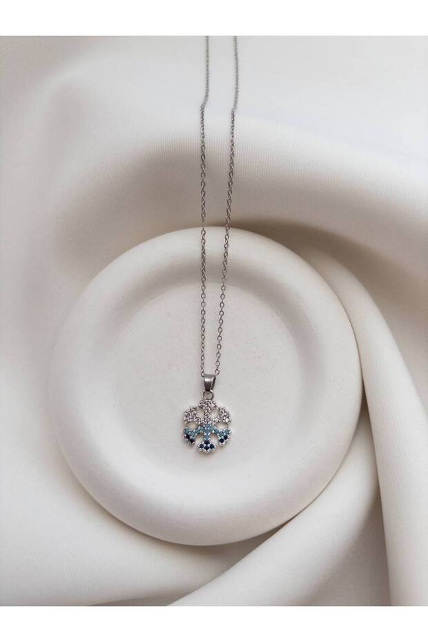 Lotus Flower Zircon Stone Steel Women's Necklace - Symbol of Life and Rebirth Lotus Flower Zircon Stone Necklace