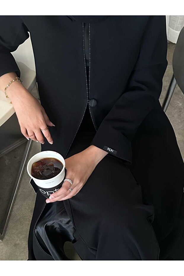 عبايه عمليه ساده