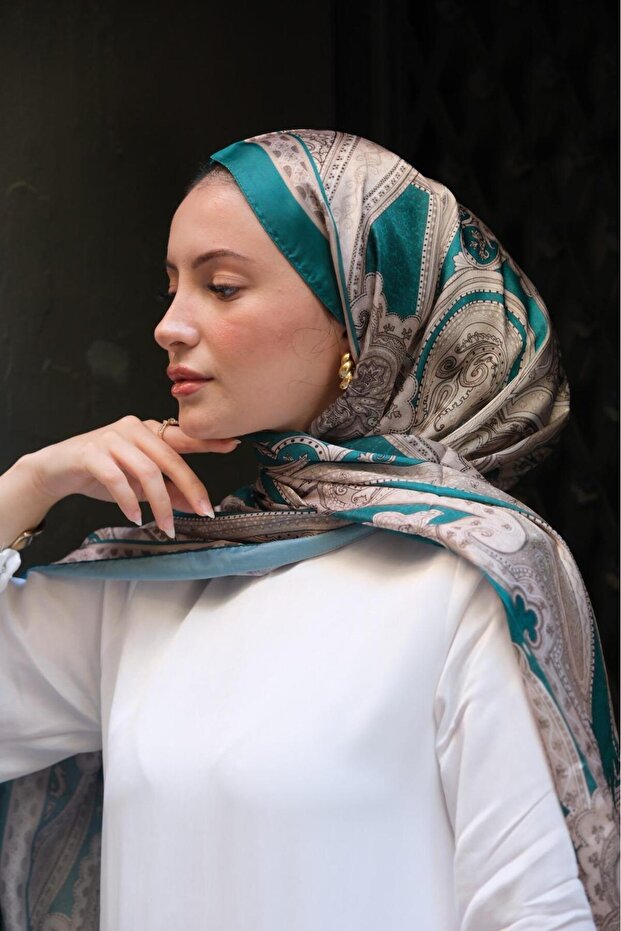 شال ذو نمط عرقي عالي الجودة