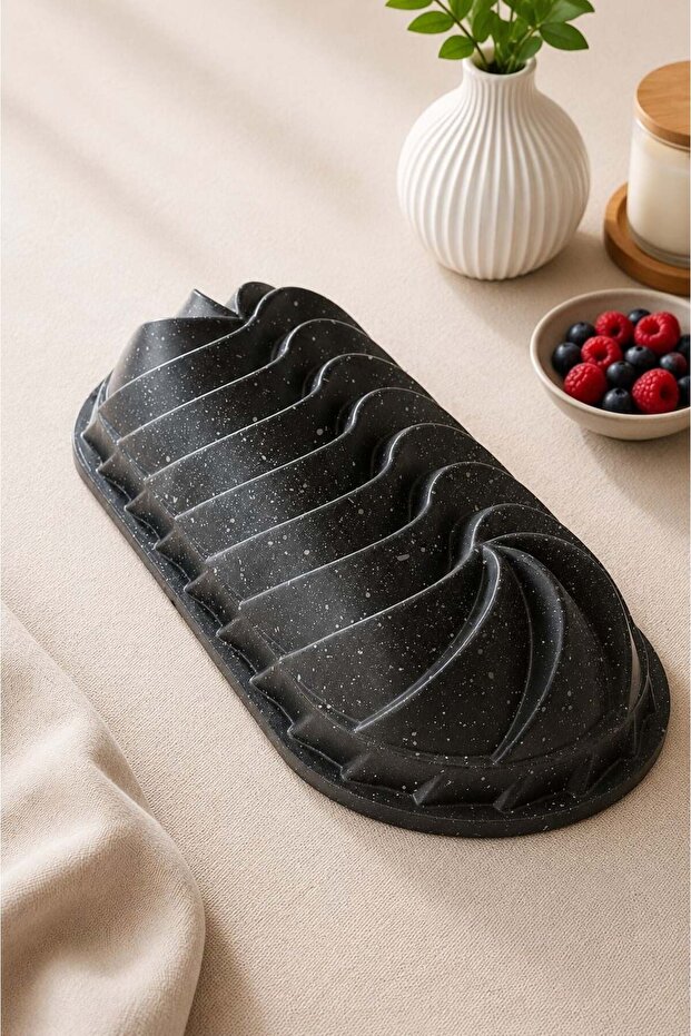 Ocean Baton Cake Mold Black