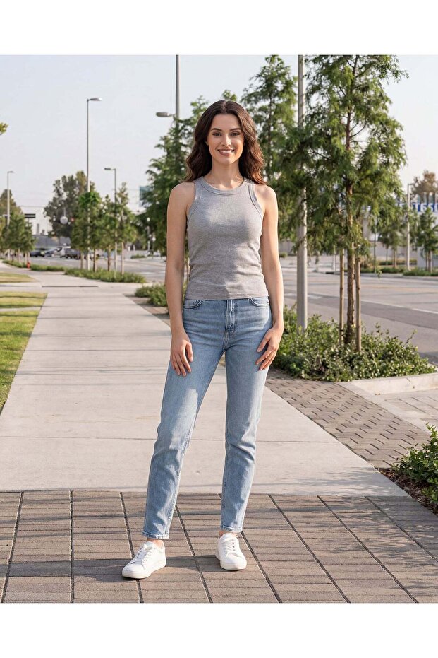 Women Grey Basic Plain Vest - 4