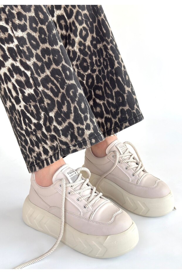 Women's Sneaker Sports Shoes Beige Skin Comfortable Daily Emwa