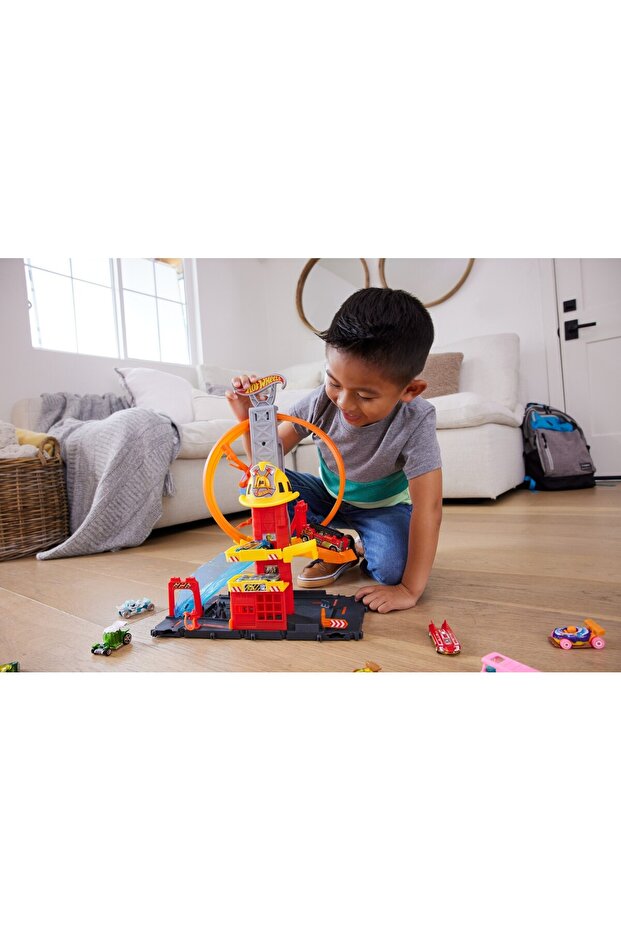 HOT WHEELS STATIA DE POMPIERI SUPER LOOP - 2