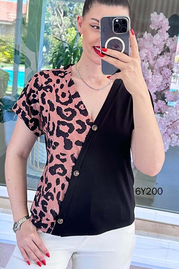 بلوزة فيسكوز مزينة بالليوبارد 6y200