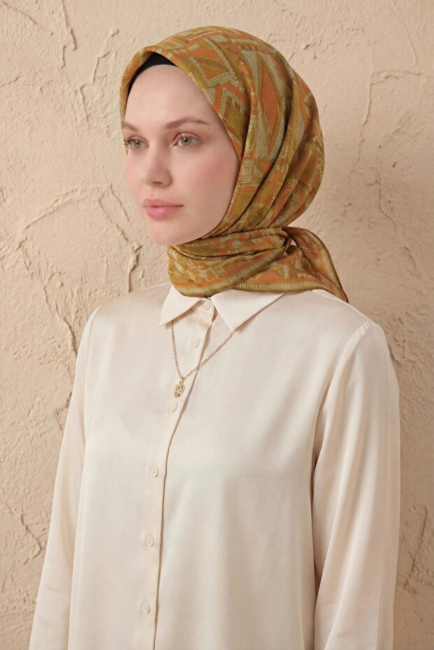 Soft Scarf Geometric Pattern Acid 90X90