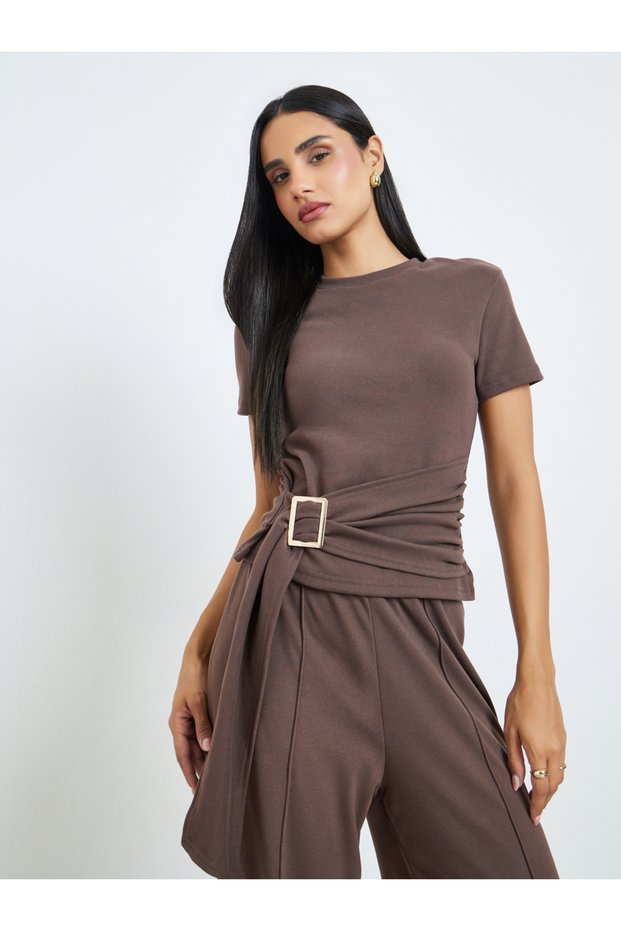 Brown Knitted Short Sleeve Belted T-Shirt with Metal Buckle