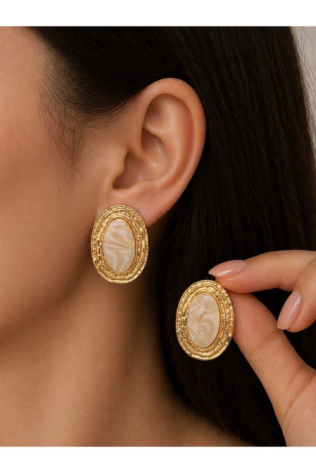 Women's Vintage Oval Stone Detailed Gold Earrings Stylish Retro Design Daily Jewelry Accessory