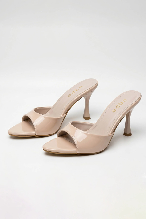 Lumia Shiny Single-Strap Pointed Toe Goblet Heeled Slippers - Ecru Patent Leather