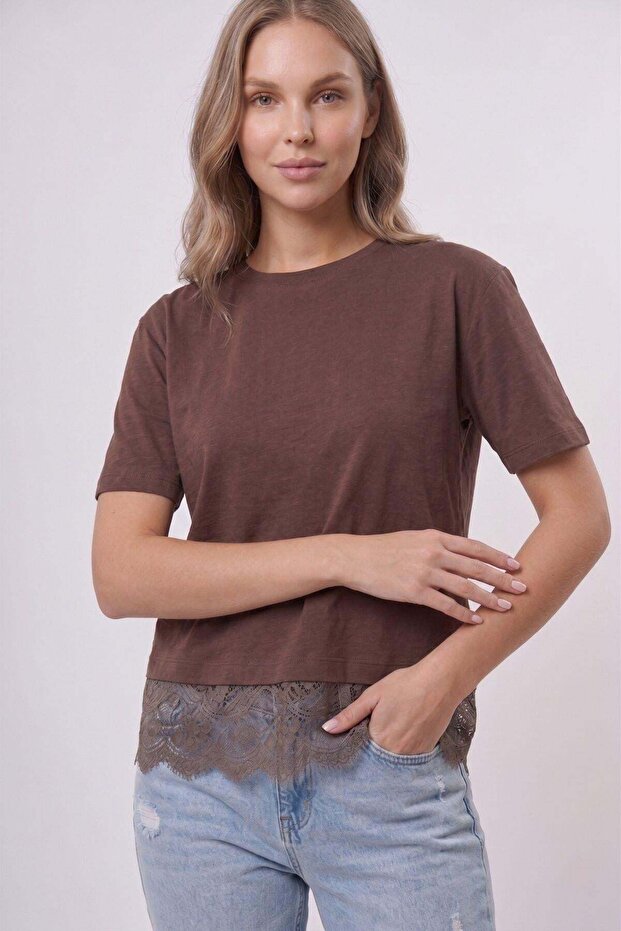 Oversized T-Shirt with Lace Hem Brown