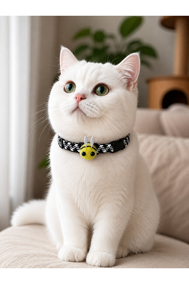 Bee Motif Adjustable Rubber Band Bow Tie Cat Dog Collar