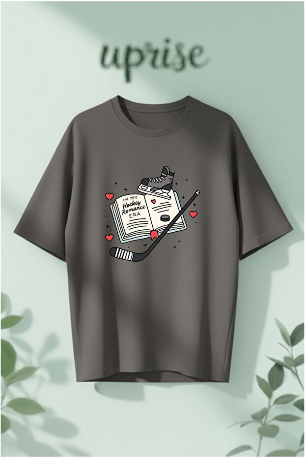 In My Hockey Romance Era Printed Cotton Oversize T-Shirt