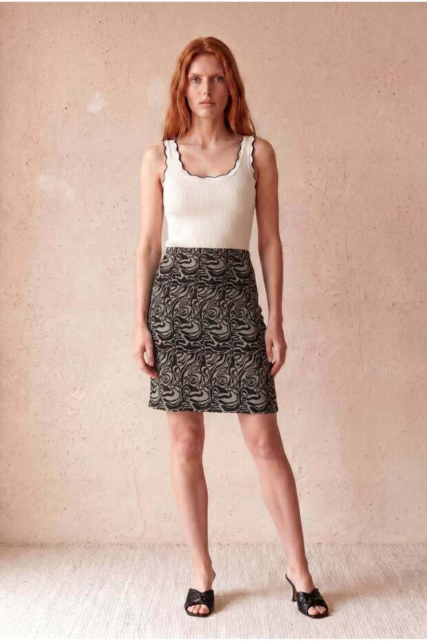 Women's Black Patterned Jacquard Regular Fit High Waist Mini Pencil Skirt Jana