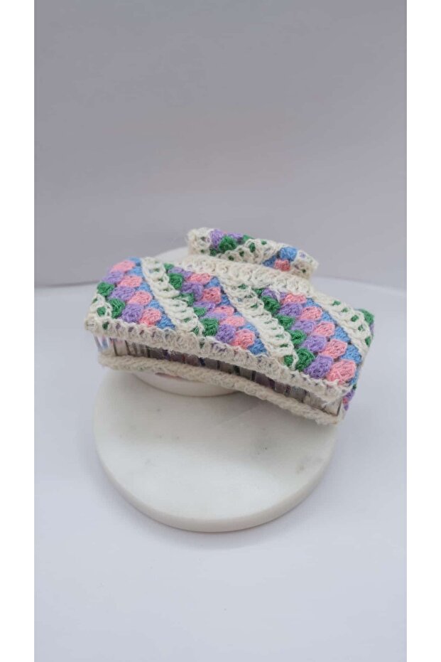 Knitted Crochet Patterned Latch Buckle