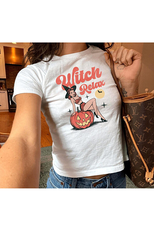 Witch Relax Printed Women's Body Tee