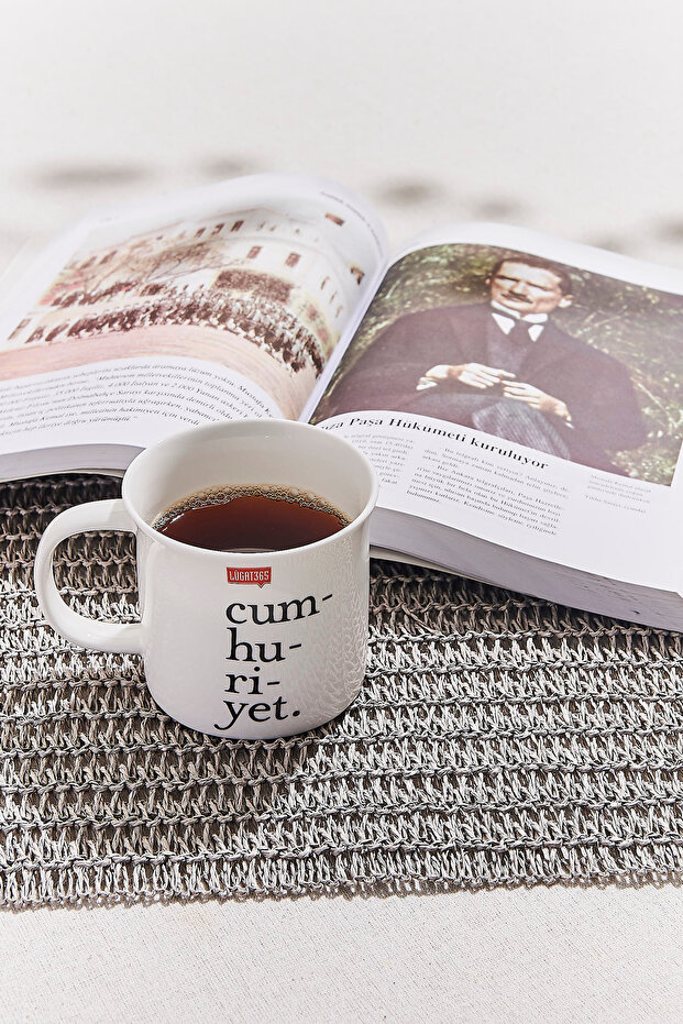 كوب بورسلين من شركة Cumhuriyet، تصميم أنيق