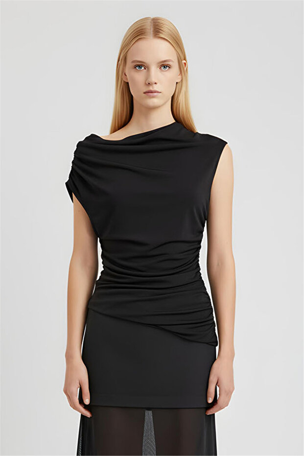 Black Degaje Collar Asymmetric Blouse