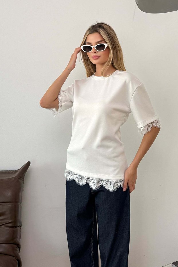 Women's Crew Neck Skirted Lace Detailed T-Shirt White - 26Y 26988