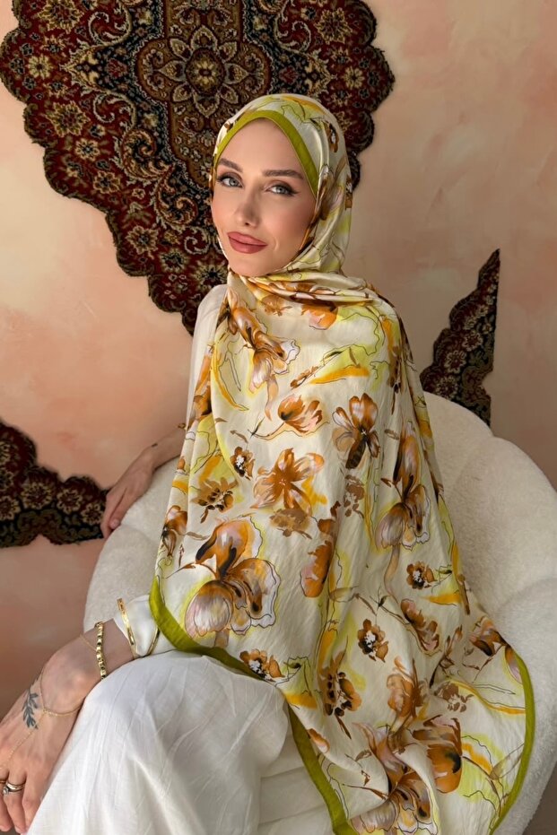 Oil Green Patterned Shawl