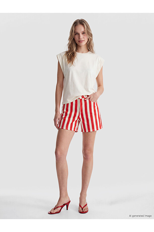 Two Mt Shop Quality Lcw Jeans Red Denim Striped Standard & Regular Women's Jean Shorts