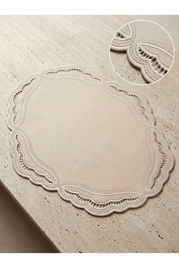 Aura Embroidered Leather American Service Set - Cream