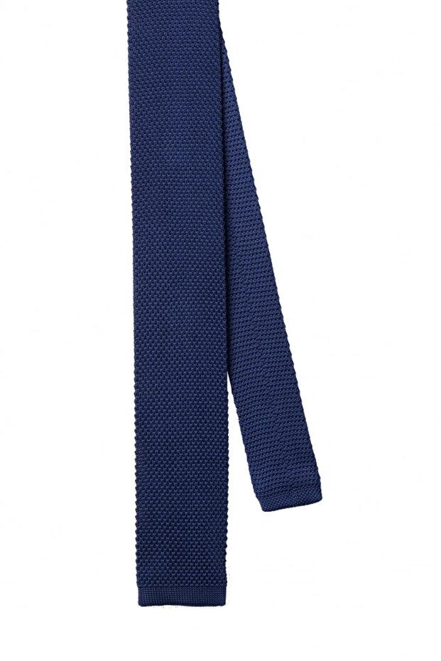 Navy Blue Knitted Tie, the Ideal Choice for Elegance and Style