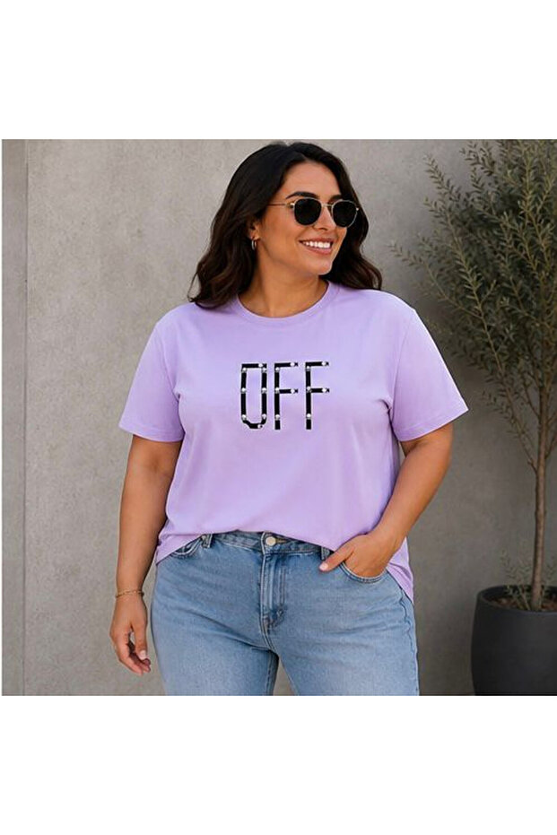 تي شيرت نسائي كبير الحجم بطباعة رقمية من Basic OFF