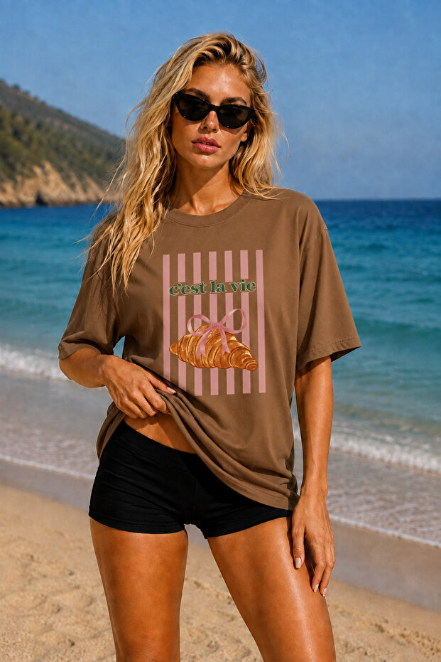 Premium Cest La Vie Printed Oversize Women's T-Shirt Cotton Oversize T-Shirt No Reviews Yet.