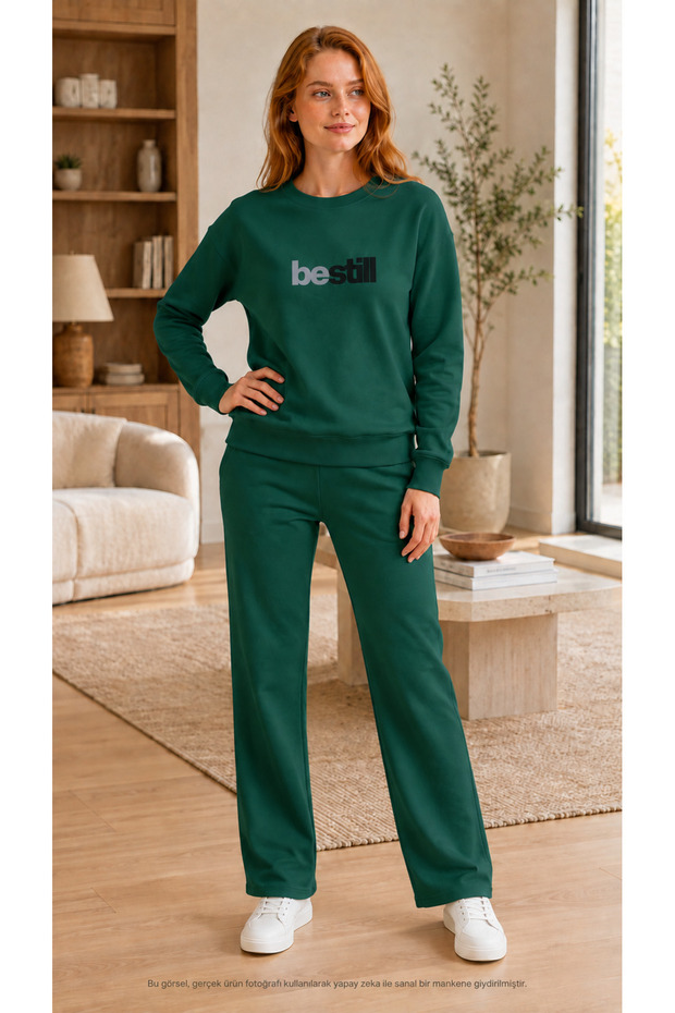 Women's Be Still Written Sweatshirt Set – Round Neck Printed Sweatshirt and Straight-Leg Bottoms 2-Piece Set