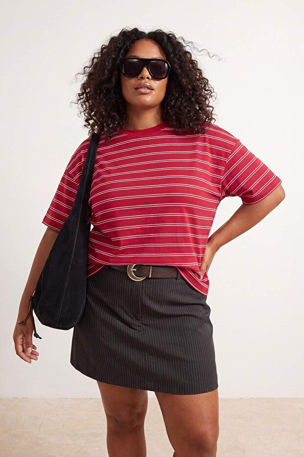 Bordo Çizgili Boxy/Relaxed Kalıp Kısa Kollu Pamuk Karışımlı Örme T-Shirt TBBSS26BF00088 - 2