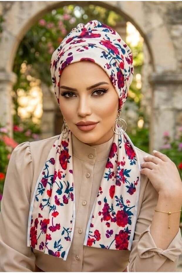 إكرو بورجوندي زهرة منقوشة وشاح بونيه