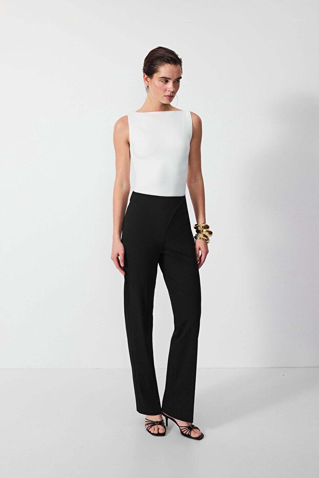 Pantaloni cu design diagonal - 3