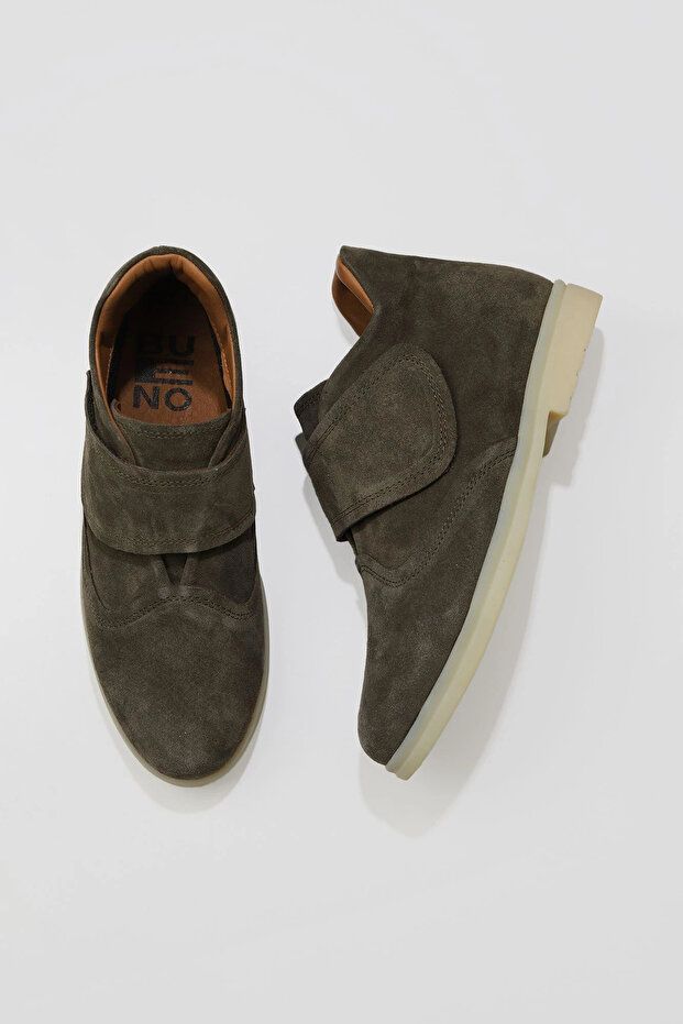 Khaki Suede Women's Flat Boots 01Wt3312