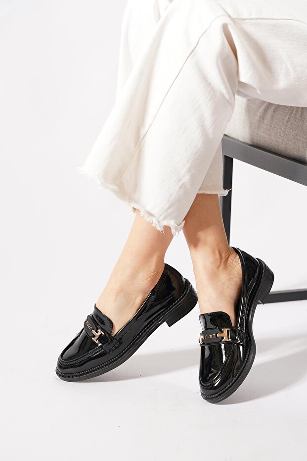 Ressure Ninra Accessory Buckle Women's Ballerinas Black Patent Leather