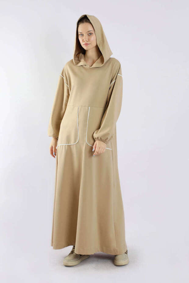 Piping Detailed Dress Stone