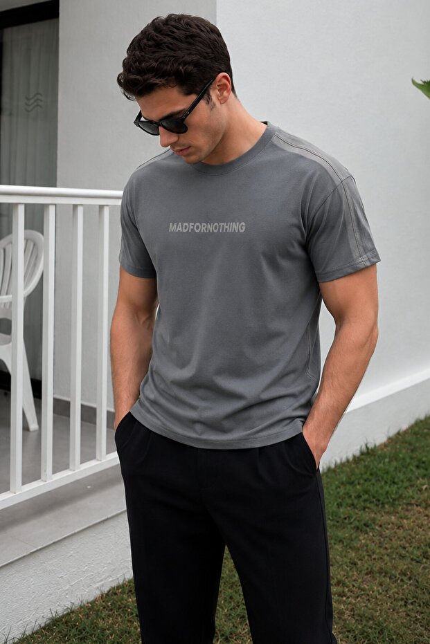 Smoked Crew Neck Printed Men's T-Shirt E7110