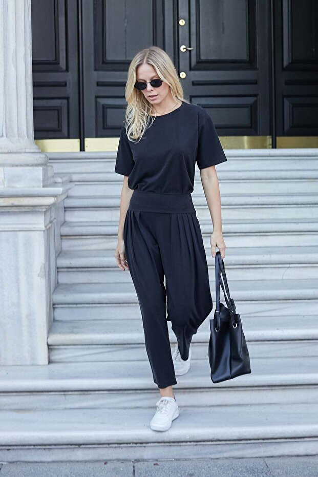 Women's Silky Textured Flexible Modal Fabric High Waist Pants with Side Pockets - Black