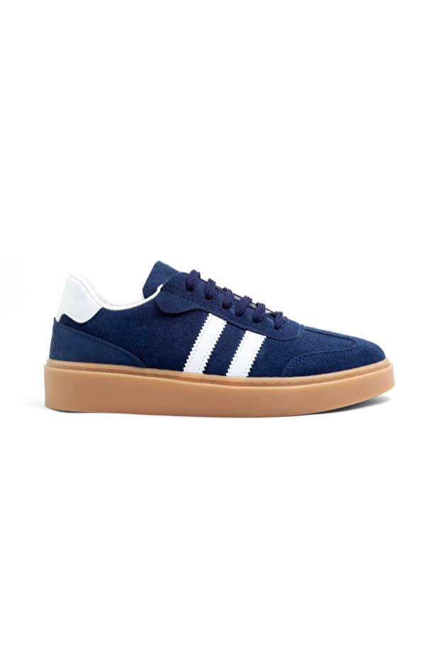 Frm 105 Flat Sole Lace-Up Sports Shoes