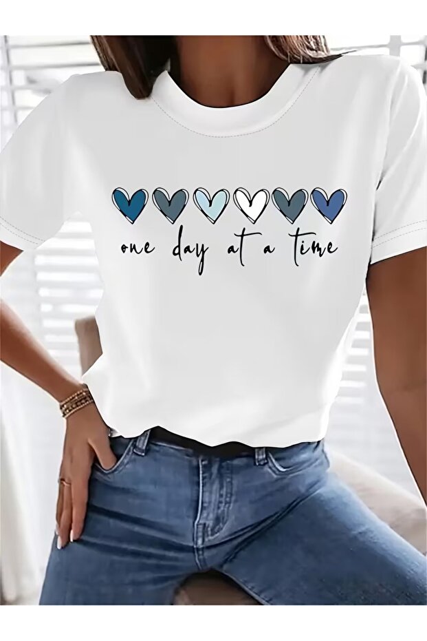 Women's Comfortable Fit Tshirt Mixed Print Tshirt