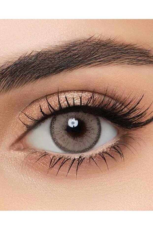 عدسات لاصقة ملونة كافيه