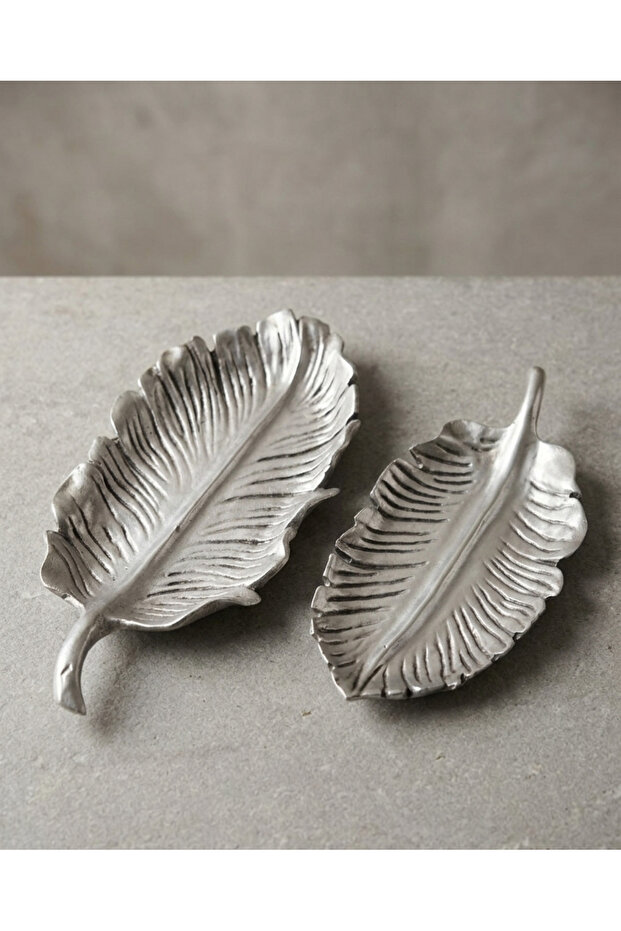 Decorative Polyester Double Leaf Presentation Plate with Silver Goblet - 4