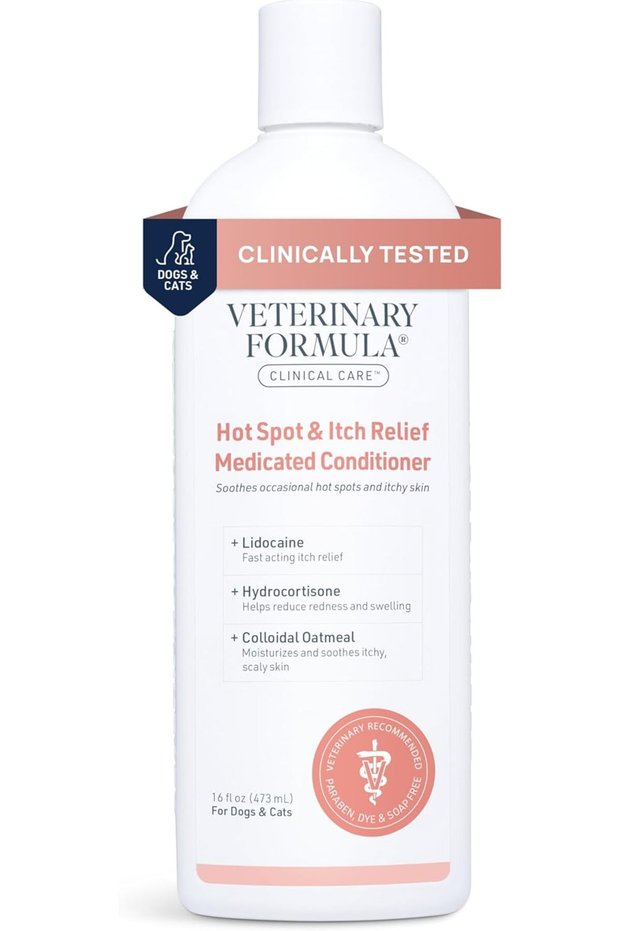 Veterinary Formula Clinical Care Hot Spot & Itch Relief Cat & Dog Medicated Conditioner, 16 oz – Oatmeal Conditions Skin for a Lustrous Coat