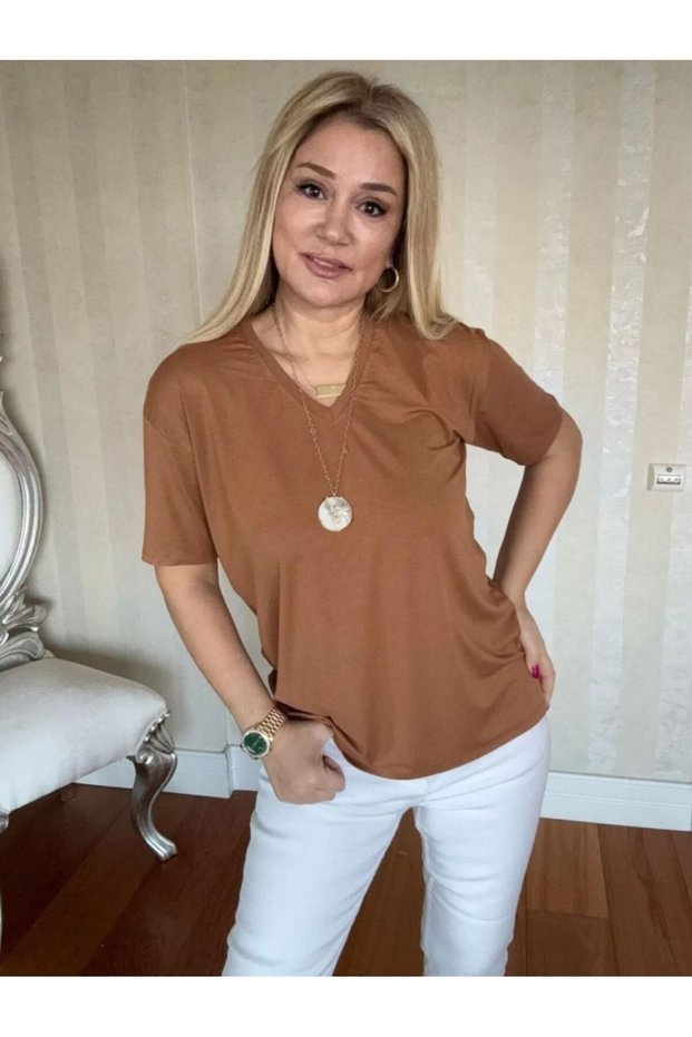 Women's Short Sleeve V-Neck Blouse