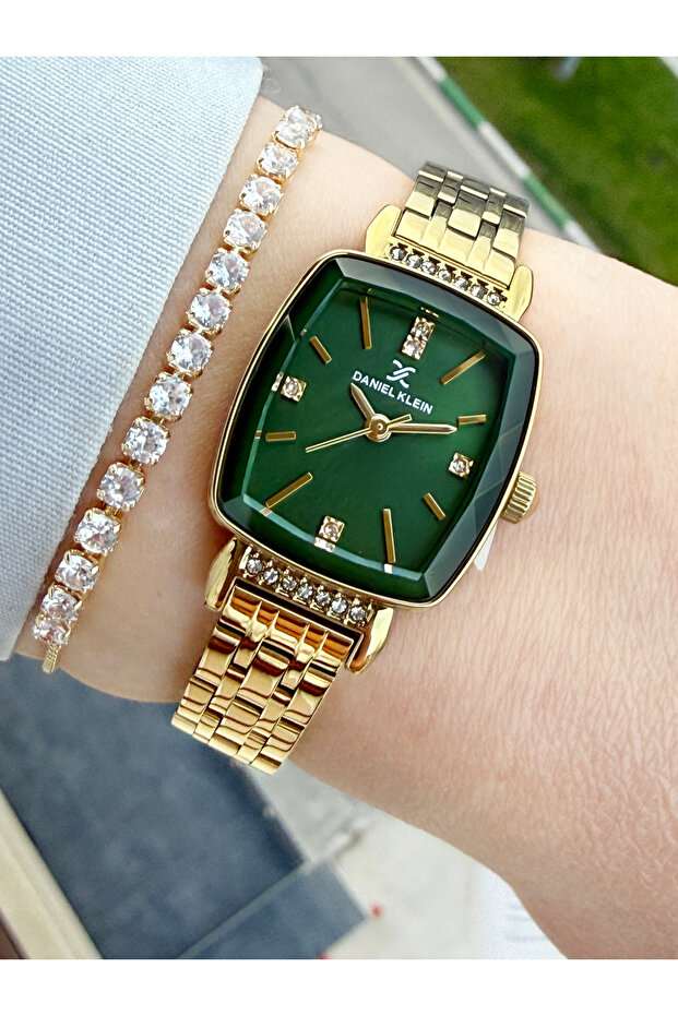 Vintage Square Case Dial Green Women's Wristwatch