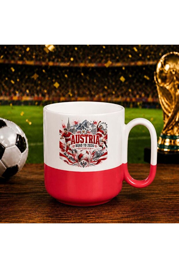 كأس سعيدة باللون الأحمر بتصميم كأس العالم 2026 بتصميم مشجعي النمسا