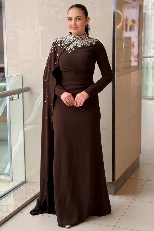 Fashion Night Senti Stone-Embellished Evening Dress